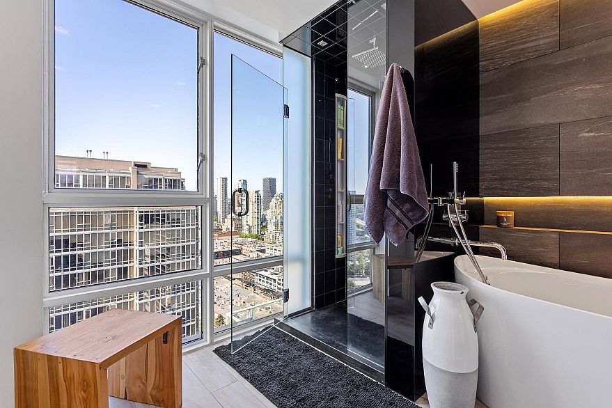 PH1 930 Cambie Street