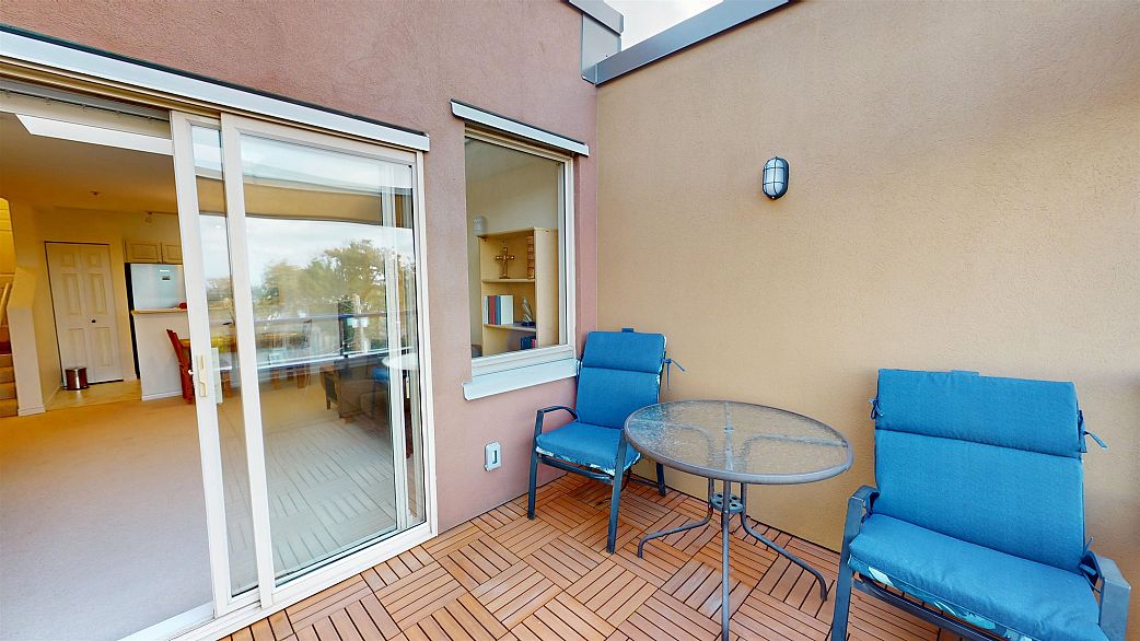 408 1688 E 4th Avenue