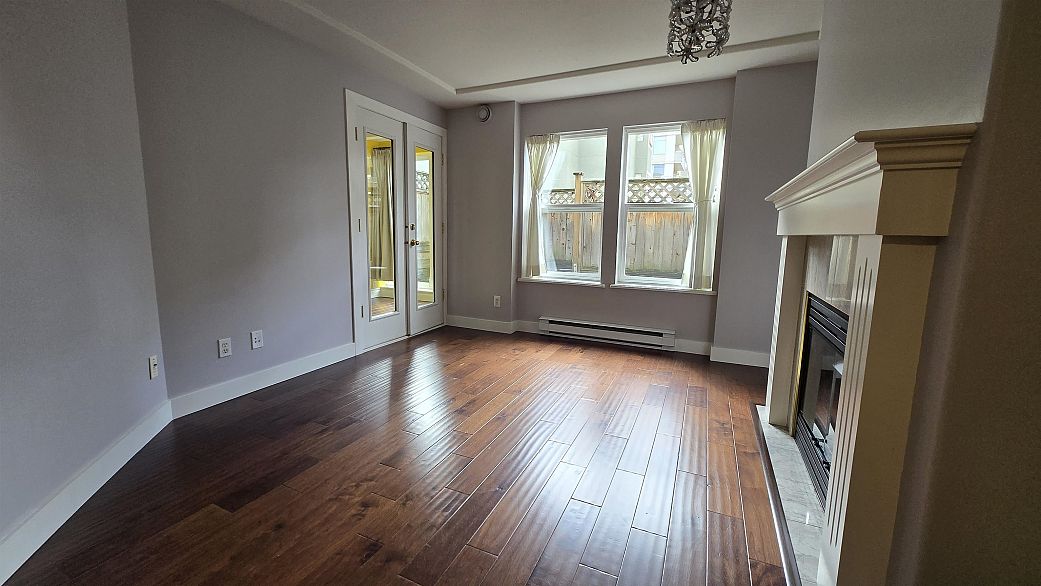 211 5723 Balsam Street