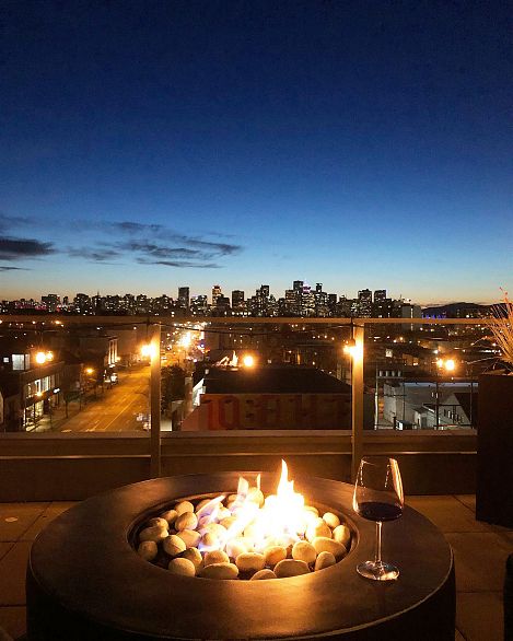 808 933 E Hastings Street