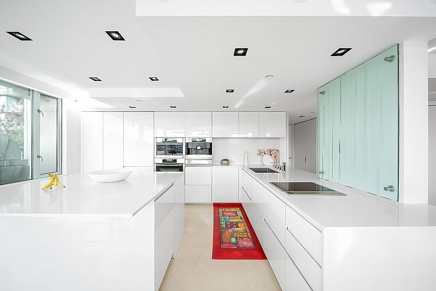 606 1288 Marinaside Crescent