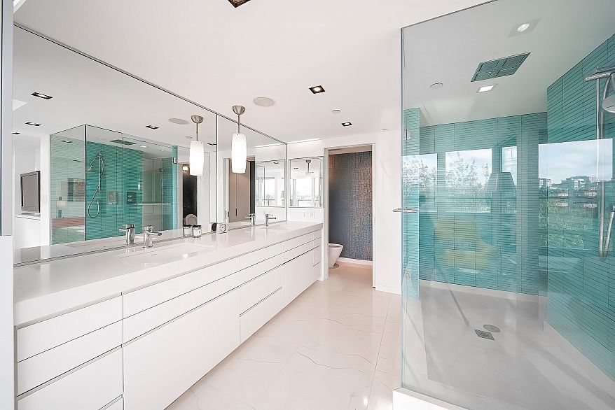 606 1288 Marinaside Crescent