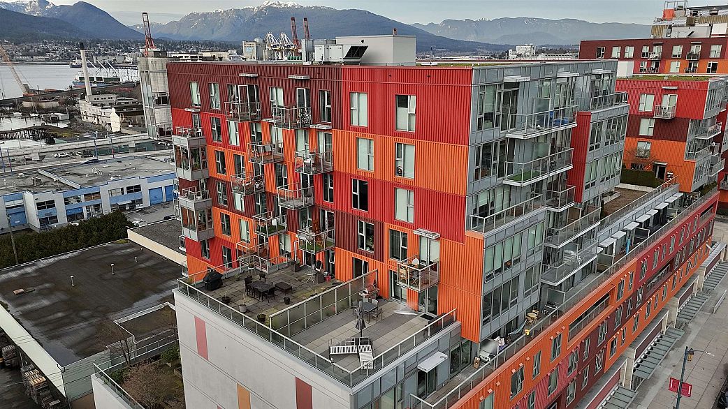 808 933 E Hastings Street