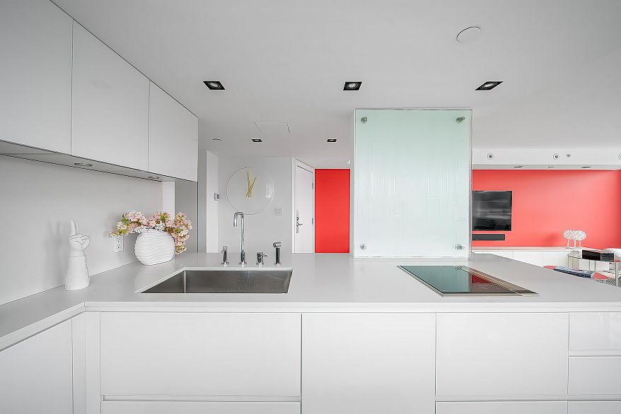 606 1288 Marinaside Crescent