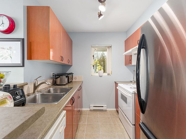 901 2763 Chandlery Place