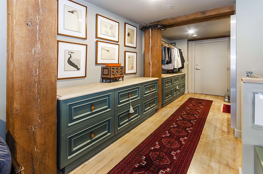 302 528 Beatty Street