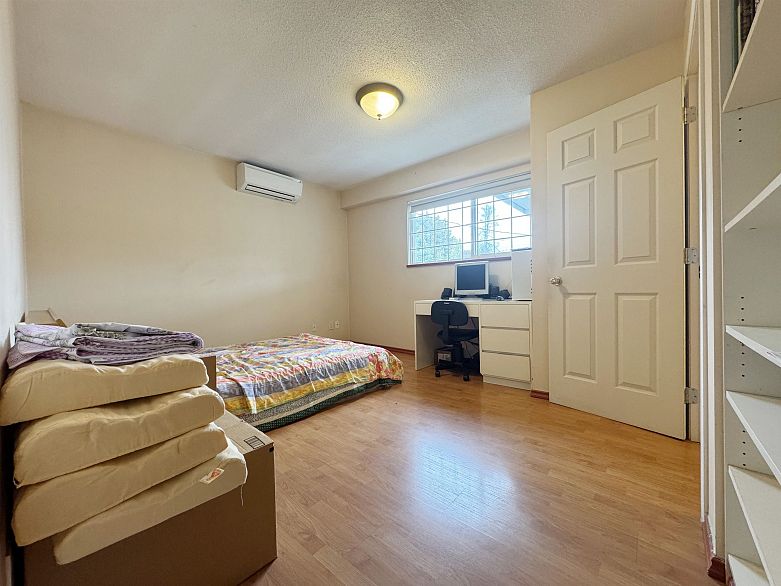 5872 Culloden Street