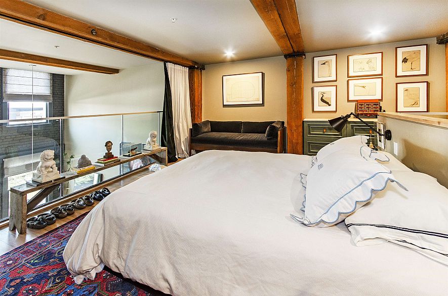 302 528 Beatty Street