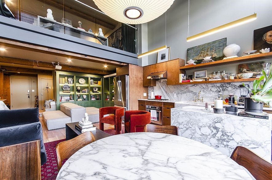 302 528 Beatty Street