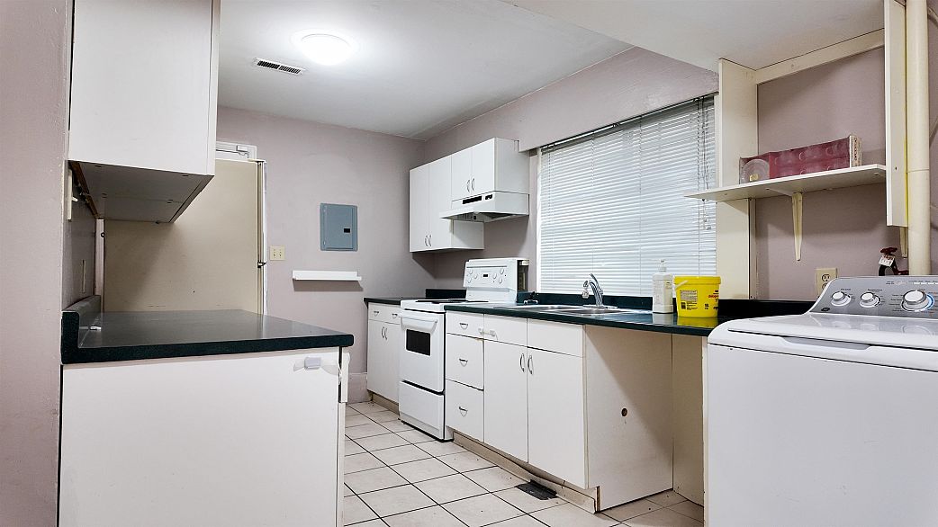 5872 Culloden Street