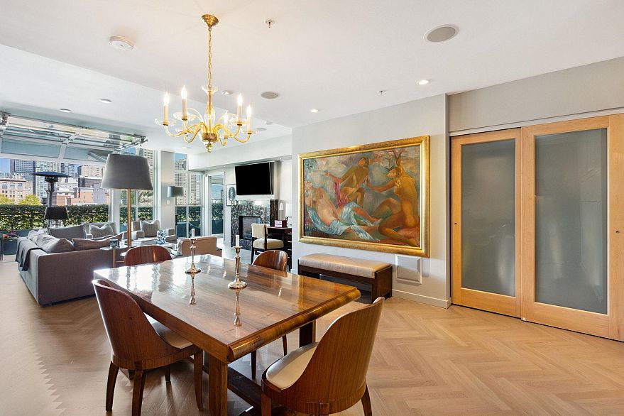 701 546 Beatty Street