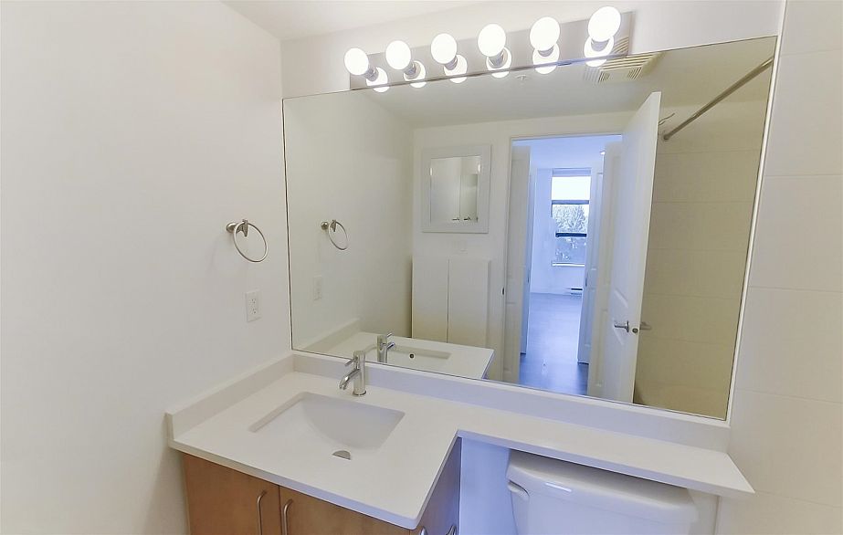 1009 5380 Oben Street