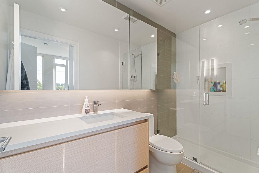 360 8575 Rivergrass Drive