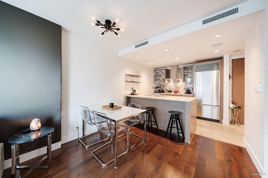 2903 1111 Alberni Street