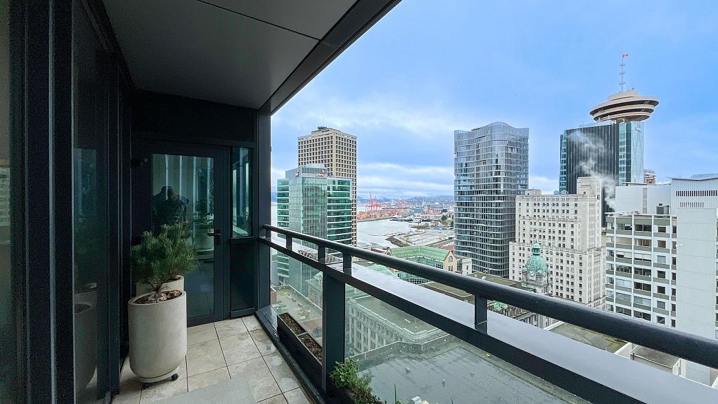 2005 838 W Hastings Street