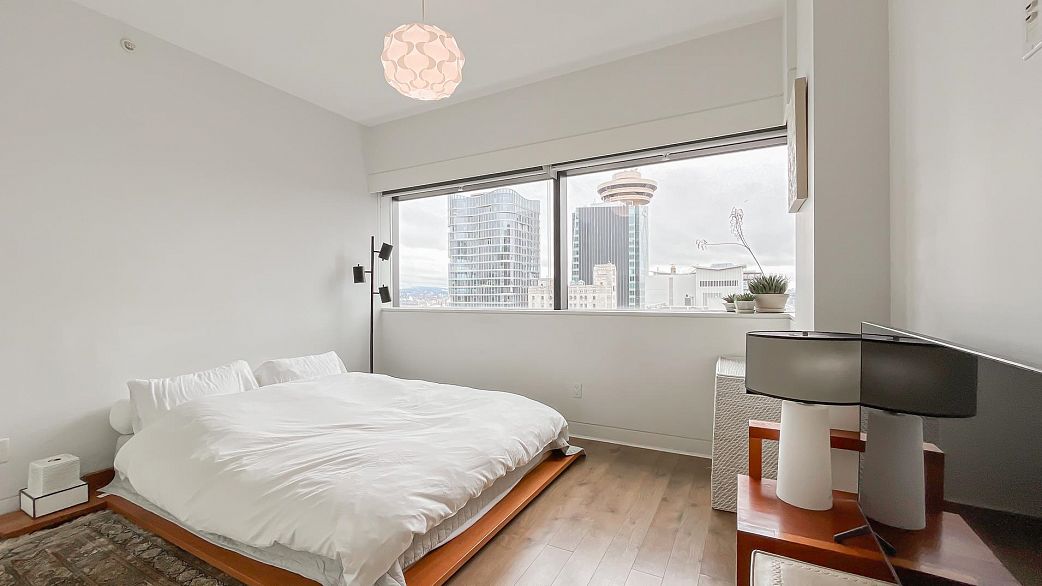 2005 838 W Hastings Street