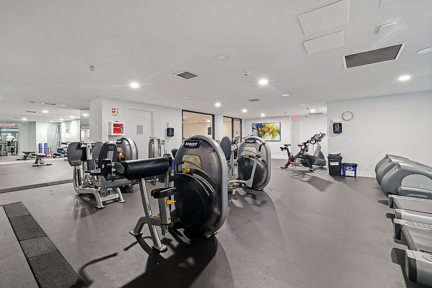 404 181 W 1st Avenue