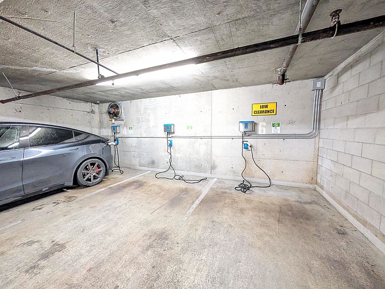 205 8430 Jellicoe Street