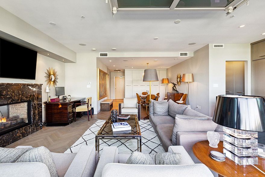 701 546 Beatty Street