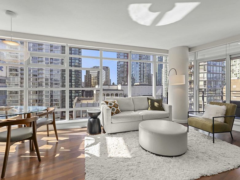 1505 1205 W Hastings Street