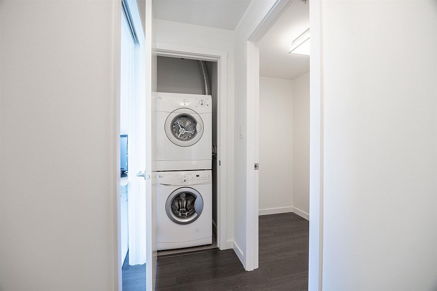 657 5515 Boundary Road