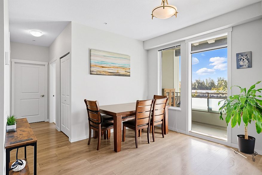 207 3289 Riverwalk Avenue