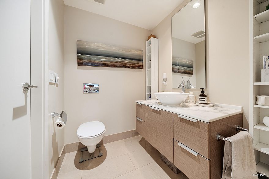 2903 1111 Alberni Street