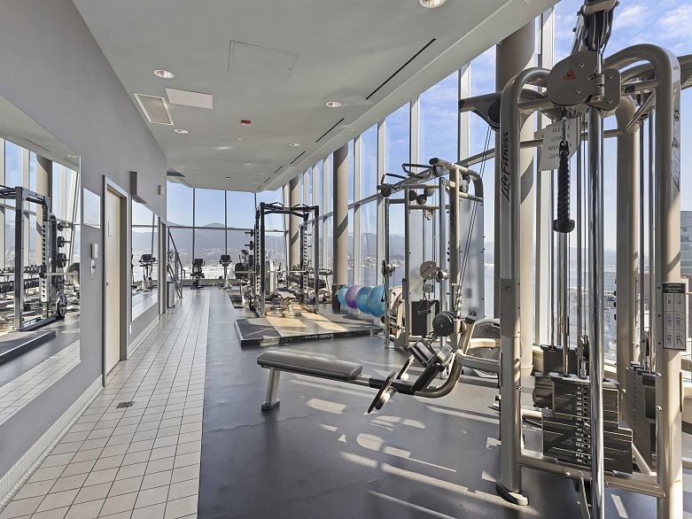 1505 1205 W Hastings Street