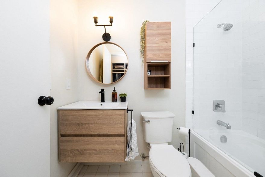 112 2020 W 8th Avenue