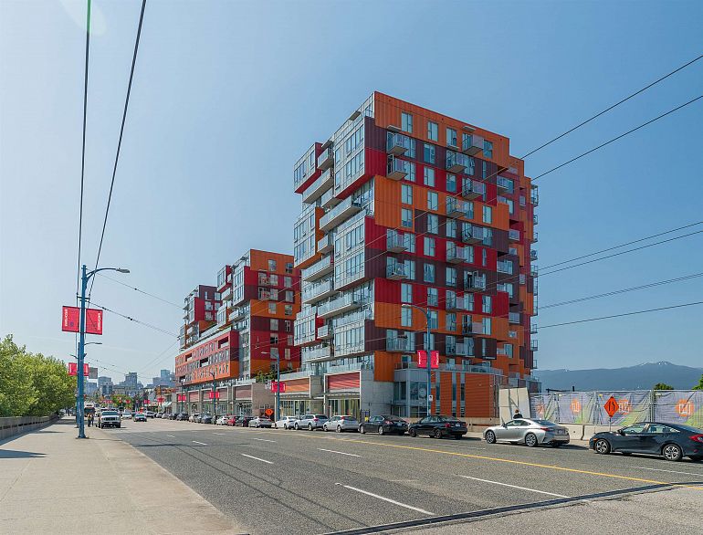 554 955 E Hastings Street