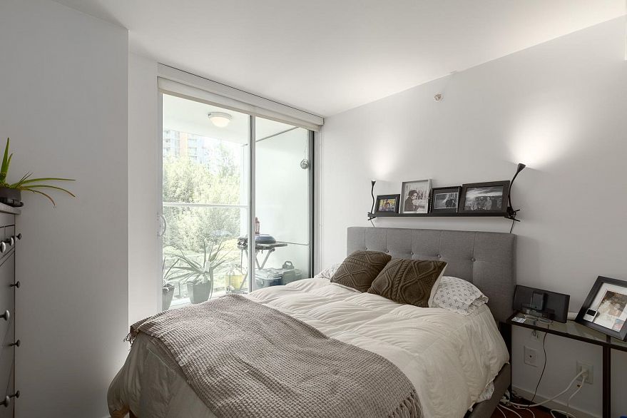 315 161 W Georgia Street