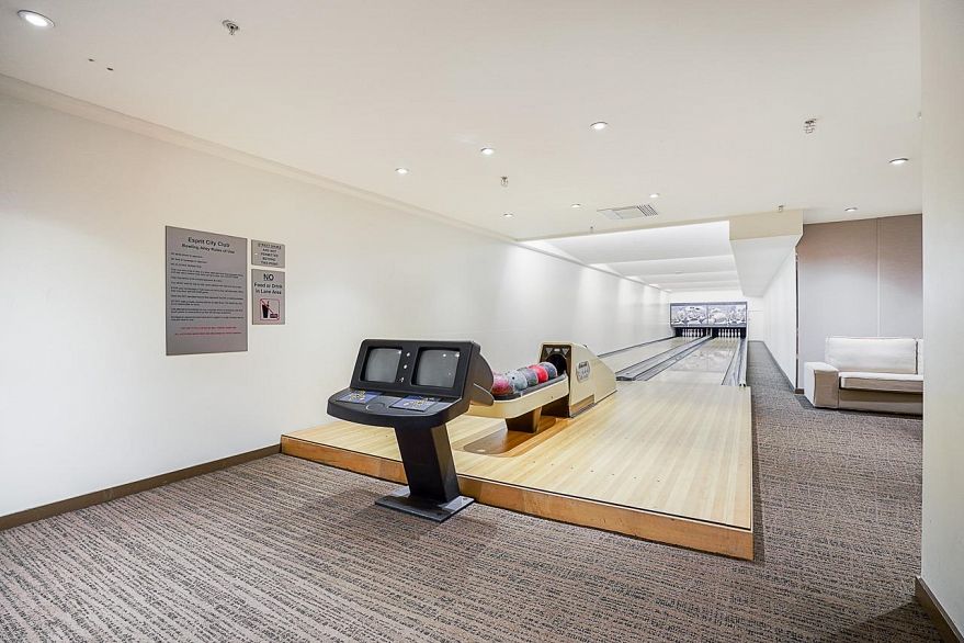 1207 33 Smithe Street