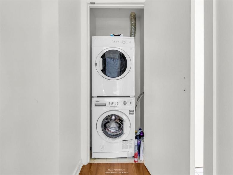 701 1005 Beach Avenue