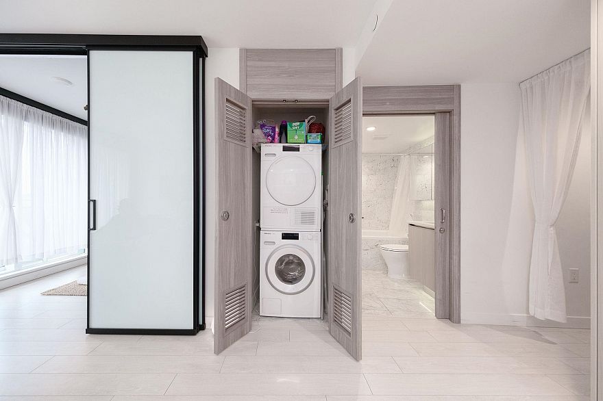 905 1768 Cook Street