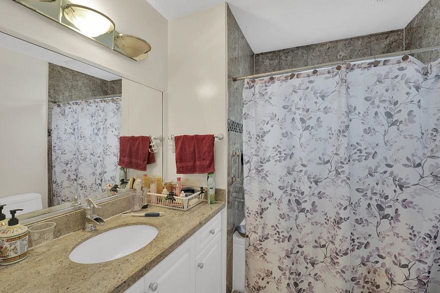 1457 SE Marine Drive