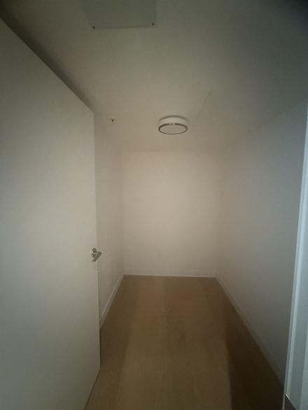 606 5782 Berton Avenue