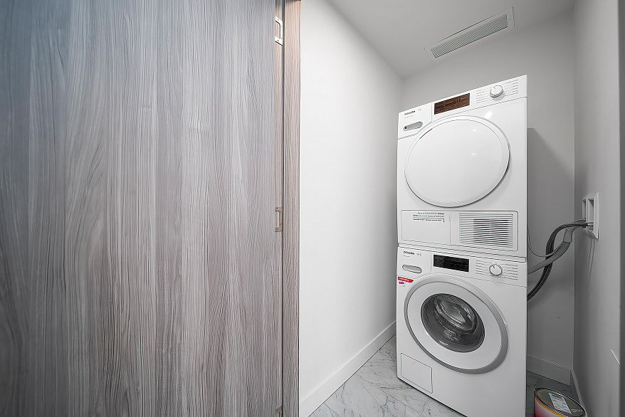 785 87 Nelson Street