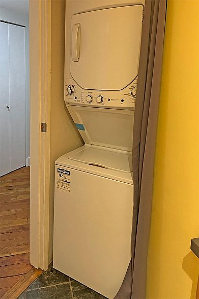 301 1216 Homer Street