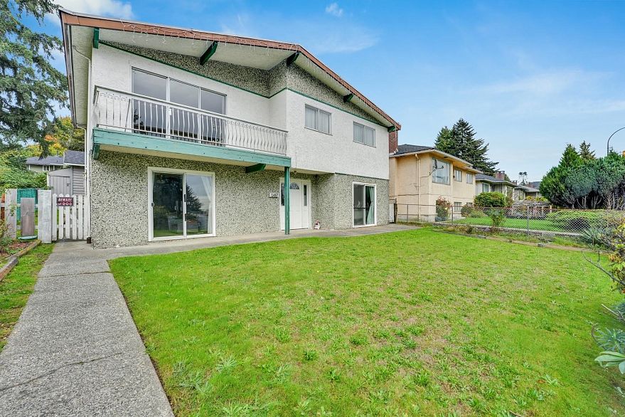 1457 SE Marine Drive