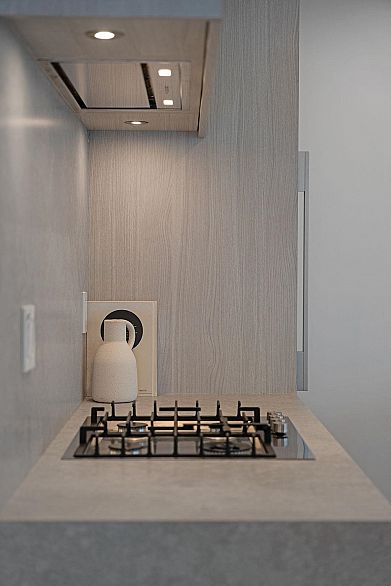 2206 1438 Richards Street