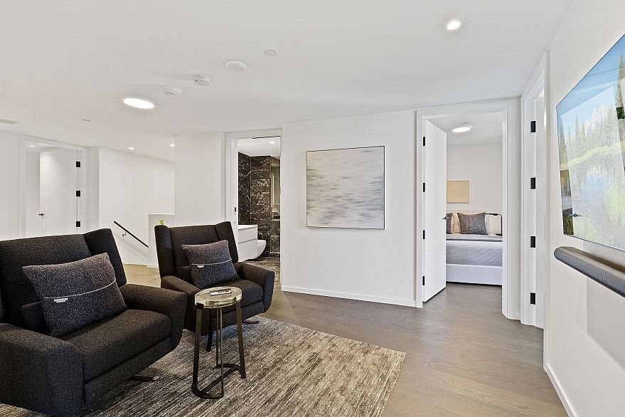 101 1601 Quebec Street