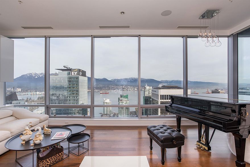 4603 1128 W Georgia Street