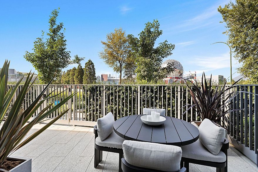 101 1601 Quebec Street