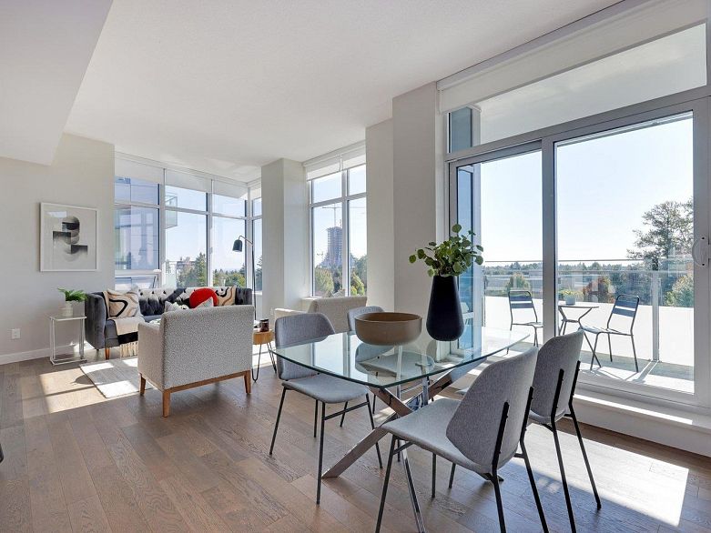 604 5033 Cambie Street