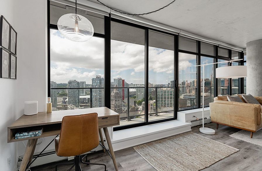 2705 108 W Cordova Street