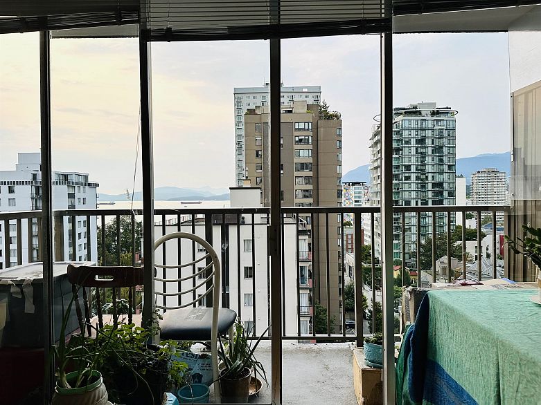 1002 1251 Cardero Street