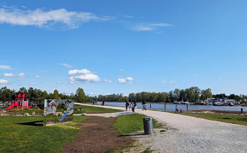 418 3133 Riverwalk Avenue