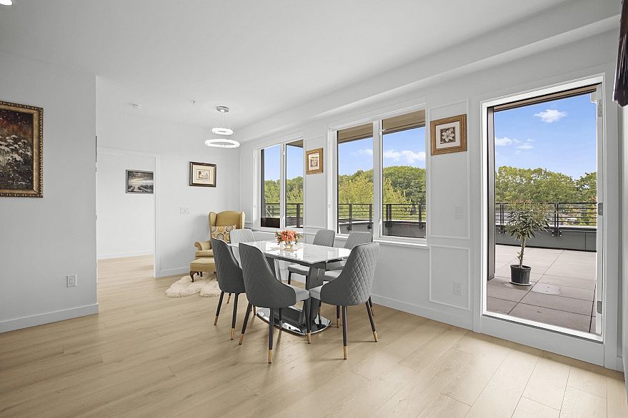 505 2450 Garden Drive