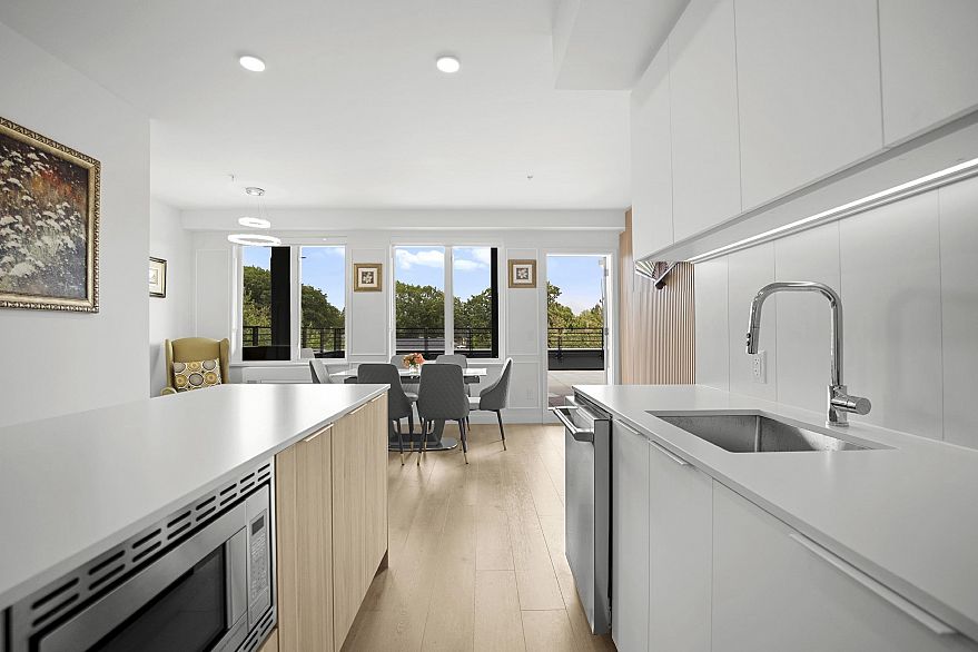 505 2450 Garden Drive