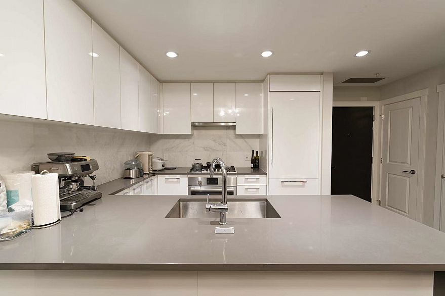 115 5687 Gray Avenue